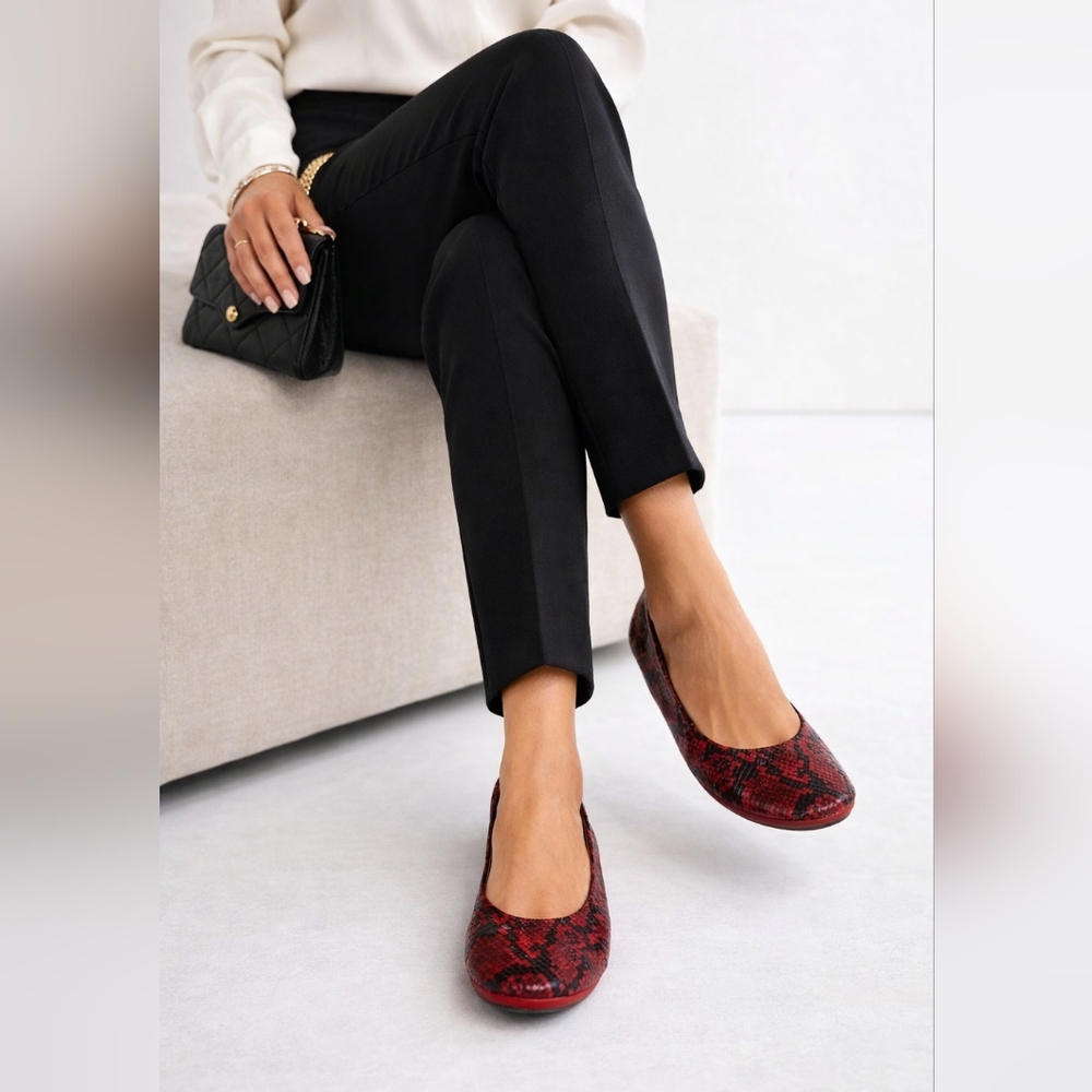 The Storehouse Flats ballet flats Red Size 10